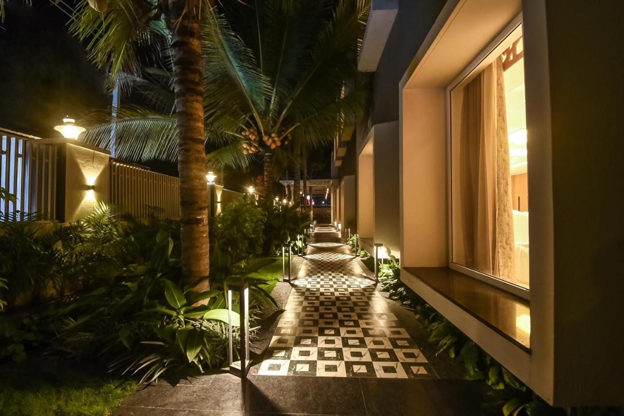 Emerald Clarks Inn Suites Mysore Bagian luar foto