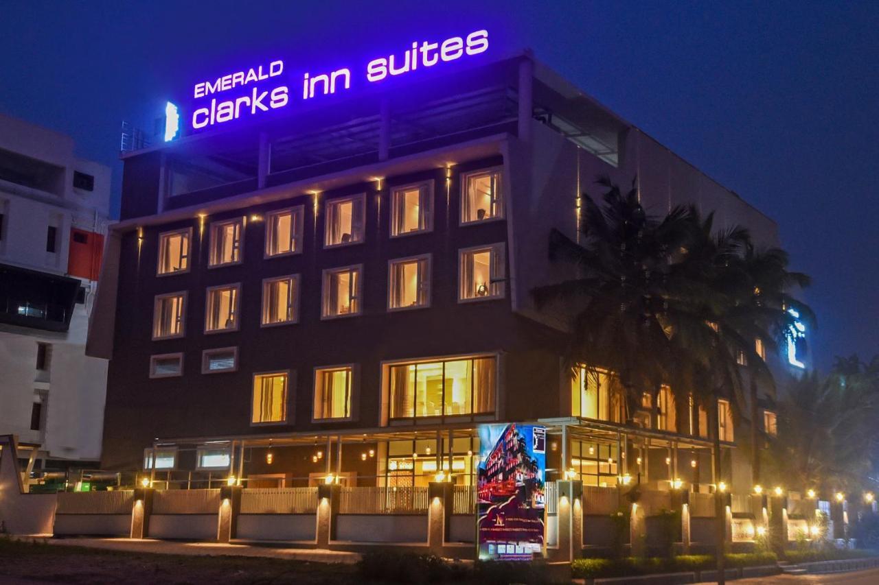 Emerald Clarks Inn Suites Mysore Bagian luar foto